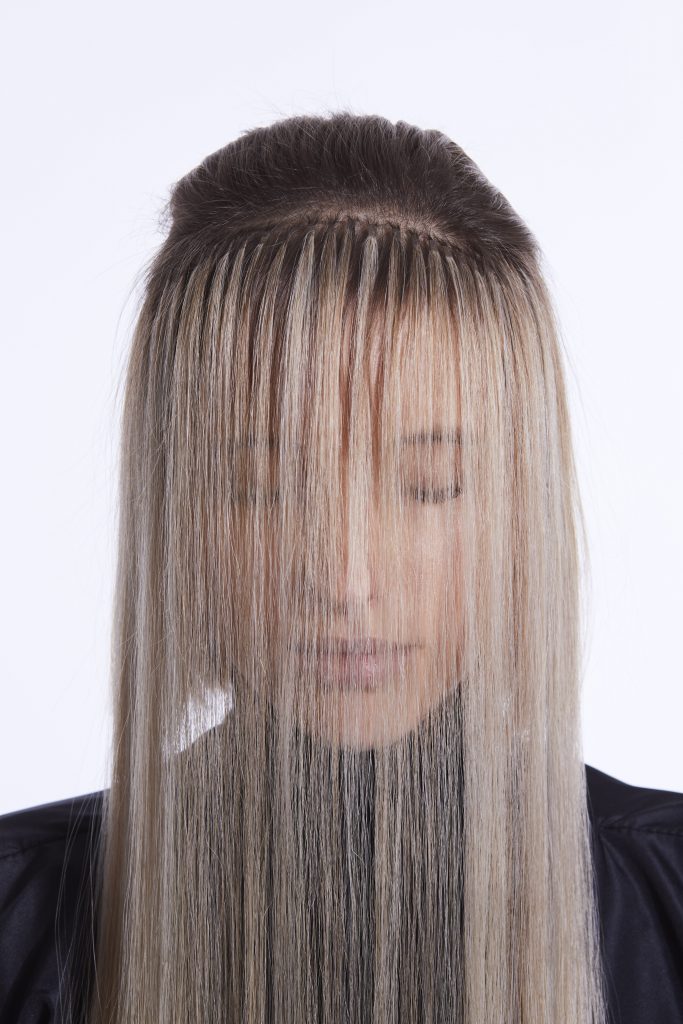 Haarverlängerung und Haarverdichtung mit Tressen und Bondings. Haarverlängerungsmethoden 101.